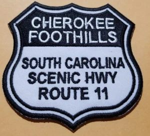 Parche bordado CHEROKEE FOOTHILLS S CAROLINA S SCENIC HWY ROUTE 11 aprox 3X3" - Imagen 1 de 2