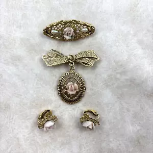 Vintage Schmuck Biskuit Rose Anstecknadel (2 Stile), Ohrringe goldfarben durchbrochen klassisch - Bild 1 von 8