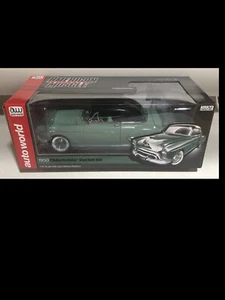 Oldsmobile 1950 de Autoworld 1:18 1280 verde - Imagen 1 de 11