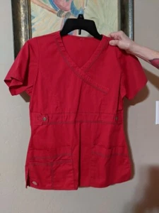 Dickies Red Scrub Top Size Small Uniform - Picture 1 of 1