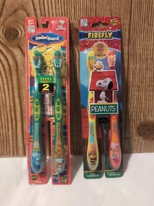 4x Vintage Peanuts Snoopy Charlie Brown Toothbrush NOS Collectors - Picture 1 of 9