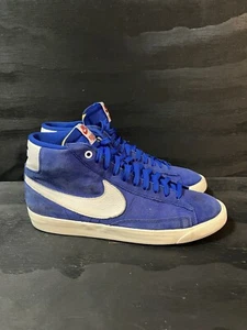 Nike Blazer Mid x Stranger Things Uomo Taglia 11 Scarpe OG 2019 CK1906-400 - Foto 1 di 8