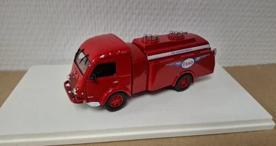 Renault Galion Cisterna Esso 1/43 IXO senza scatola - Immagine 1 di 3
