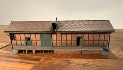 H0 Lagerschuppen Güterhalle akkurat gebaut sauber bemalt patiniert gealtert - Bild 1 von 4