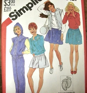 Girls Casual Outfit Sewing Pattern Skirt Sweats Simplicity 5623 Jr Size 5/6 - Picture 1 of 5