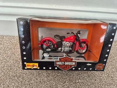 1/18 Maisto Classico 1948 El Panhead Rosso Harley Davidson Moto Bicicletta - Immagine 1 di 3