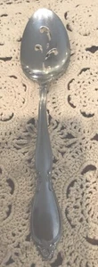 Oneida Stainless CHATELAINE Slotted Serving Spoon COMMUNITY - Picture 1 of 3