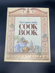 The Complete Family Cookbook VINTAGE 1970 Curtin Publications Hardcover Binder - Foto 1 di 14