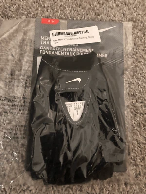 耐克男式基础训练手套,尺寸 M — 第 1/3 张图片