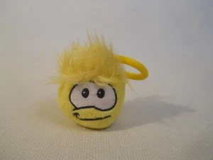 Disney Club Penguin plush yellow Pluffle mini 2" plastic clip on keyring rare - Picture 1 of 2