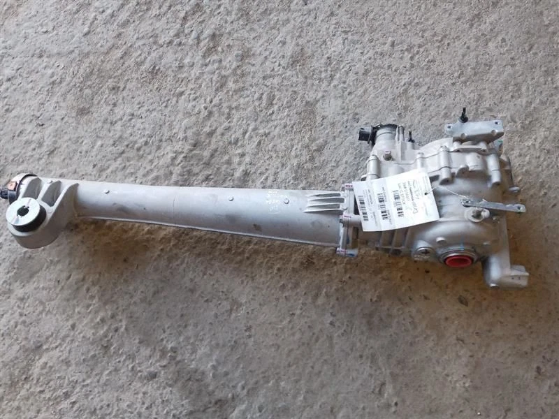 VERY LOW MILES! Carrier Rear 2.77 Ratio from 2024 GMC Terrain 10461199 Foto 1 de 4