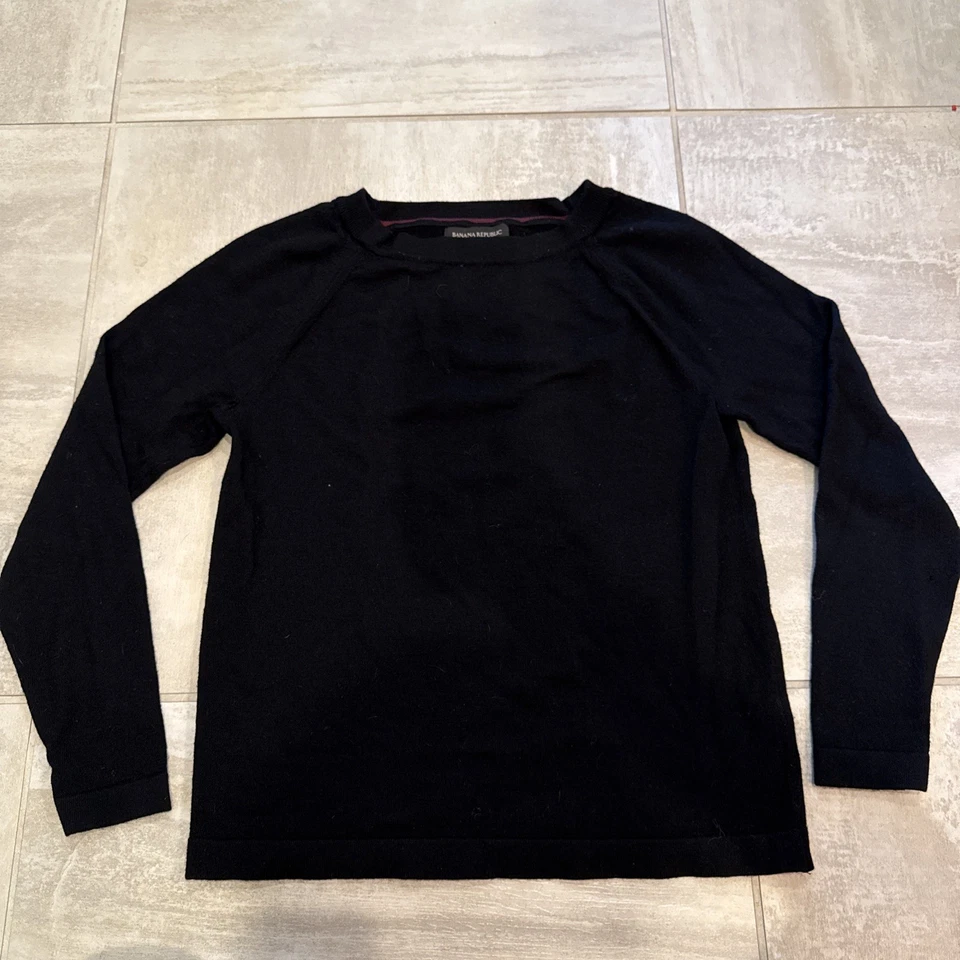Banana Republic Sweater Womens S Basic Black 100% Extra FIne Merino Wool Office - Image 1 of 4