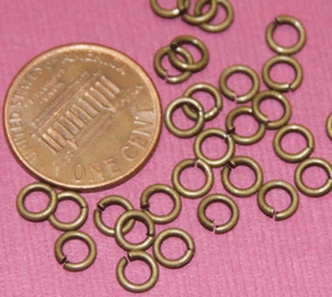 200 piezas de saltos de latón envejecido de 5 mm - Imagen 1 de 1
