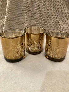 Set 3 Portacandele Votivi 3" Modello Albero di Natale Inciso su Fondo Oro - Foto 1 di 6