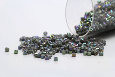 Cuentas de semillas Miyuki Delicas 11/0 gris opaco AB DB-168 Foto 1 de 2