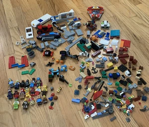 Lote de mini figuras Legos grandes surtidos personajes y piezas cámper Spiderman 100 piezas - Imagen 1 de 24