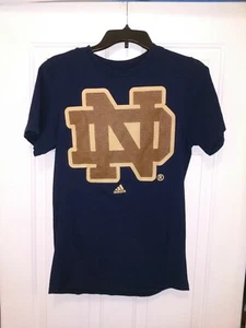 University Of Notre Dame Fighting Irish Football Adidas T-shirt Men's Small Blue - Picture 1 of 5