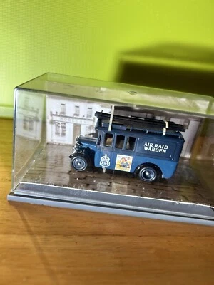 Days Gone Collectors Guild 1932 Dennis Limousine ‘Air Raid Warden’ Limited Ed. - Image 1 of 4