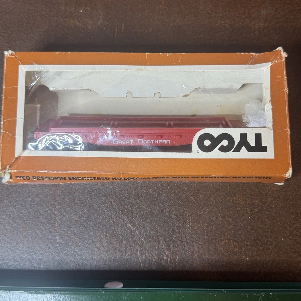 Vintage Boxed HO Scale TYCO 40’ Skid Flat Car Great Northern 342-D - Image 1 of 1