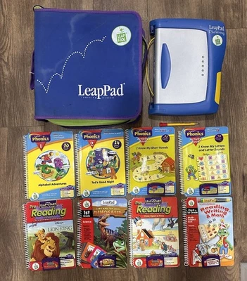 Leap Frog LeapPad Plus Writing System 8 Books and 6 Cartridges Pencil Zip Case - Image 1 of 4