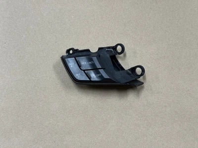 2015-2023 福特野马 GT LH 轮转向按钮巡航控制转向 - 原始设备制造商 — 第 1/4 张图片