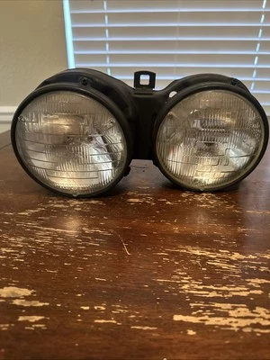 1984 - 1991 宝马 318i 318is 325i 325is/可转换 E30 左侧车头灯原始设备制造商 — 第 1/4 张图片