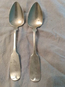 Antique Charles Wendell PURE COIN Grapefruit Spoons - Picture 1 of 4
