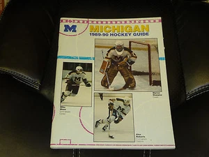 1989 1990 MICHIGAN CCHA COLLEGE HOCKEY MEDIA GUIDE EX-MINT  - Bild 1 von 1