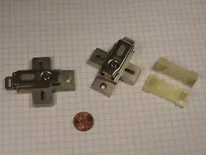SALICE #B9V4/2.5 PIASTRA DI MONTAGGIO, SPESSORE 2,5mm, altezza regolabile - Foto 1 di 1
