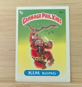 Garbage Pail Kids Topps 1985 UK Series 1 ~ 34a Kim Kong - Picture 1 of 3