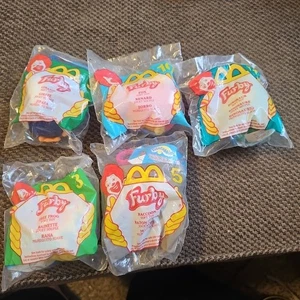 Vintage 2000 Menge 5 verschiedene McDonalds Happy Meal Furby Plüsch Schlüsselanhänger Clip Spielzeug  - Bild 1 von 11