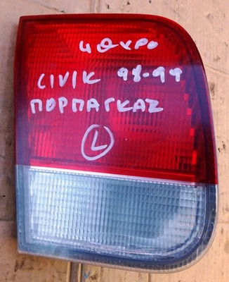 043-1291 HONDA CIVIC SEDAN MODELO 1996 99 LUZ TRASERA FRENO INTERIOR... - Imagen 1 de 4