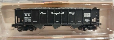 Athearn N Scale 3 Bay Hopper Central of Georgia #22337 - Image 1 of 4