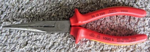 Nice KNIPEX 26 18 200 US 8" Long Nose PLIERS w/Cutter 1,000 Volt ONLY USED ONCE - Picture 1 of 4