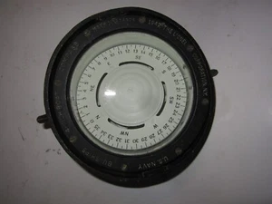 Vintage 1942 Lionel Corp U.S. Navy BU Ships 4-INCH Compass Empty - Picture 1 of 11