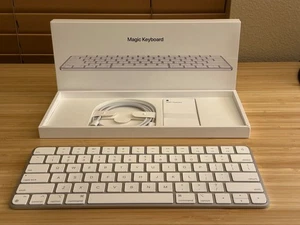 Apple Magic Keyboard A2450 with Box and Cable - Silver - MK2A3LL/A - Picture 1 of 8