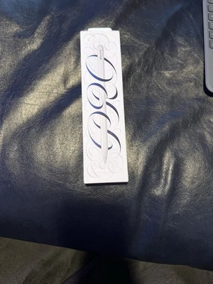 Apple Pencil Pro MX2D3AM/A White for iPad Pro M4 & iPad Air M2 Authentic - Image 1 of 2