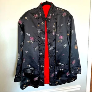Chaqueta versátil reversible negra/roja brocado satinado suave china de colección talla L/XL - Imagen 1 de 8