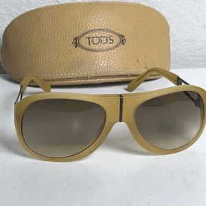 TOD'S Women's Orange 'TO20' Oval Sunglasses 139643 - Picture 1 of 9