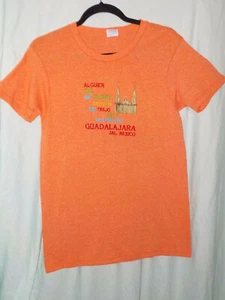 Yazbek "Someone Who Loves Me A Lot" Youth T-Shirt Guadalajara, Mexico Size Small - Picture 1 of 3