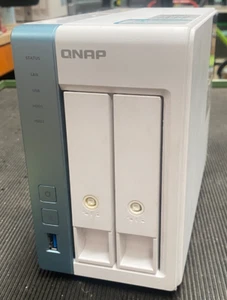 Qnap TS-231K Network Attached Storage (NAS) l 2x 2TB HDD 2x Caddys Power supply - Picture 1 of 6
