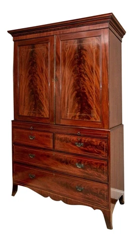 Large 18th Century George III Highly-Figured Flame Mahogany Linen Press Cover