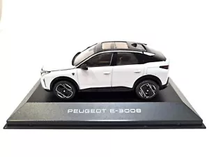 Peugeot E-3008 Modellino 1:43 Da Collezione Okénite White IXO - Foto 1 di 3
