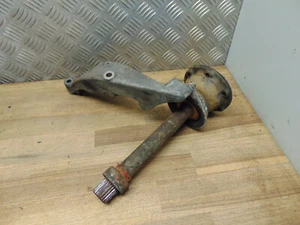 VW T4 2.5 TDI 75KW ACV Steckwelle Flanschwelle vorne rechts Halter 02G409905 (2) - Imagen 1 de 6