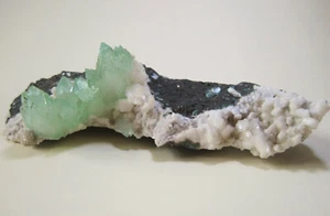 +++ grüner Apophyllit xx -- Lonavala, Poona, Maharashtra, Indien +++ Stufe - Bild 1 von 6