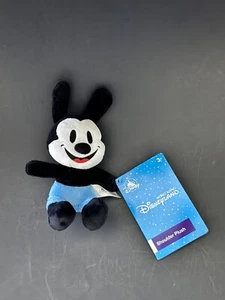 NEW Disney Oswald Shoulder Pal Magnet Plush Toy Doll Lucky Rabbit Disneyland - Picture 1 of 1