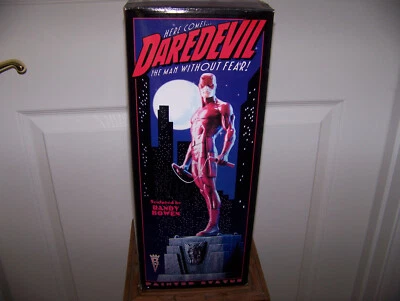 MARVEL COMICS BOWEN DESIGNS TEMERARIO EL HOMBRE SIN MIEDO ESTATUA Foto 1 de 4