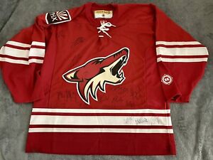 Arizona Phoenix Coyotes Koho Team Signed Autographed NHL Red Jersey Size Large