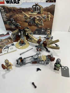LEGO Star Wars: Trouble on Tatooine (75299) - Picture 1 of 6
