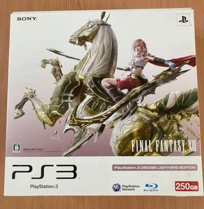 PLAYSTATION 3 Final Fantasy XIII Lightning Edition Konsole 250GB PS3 CEJH-10008 - Bild 1 von 5